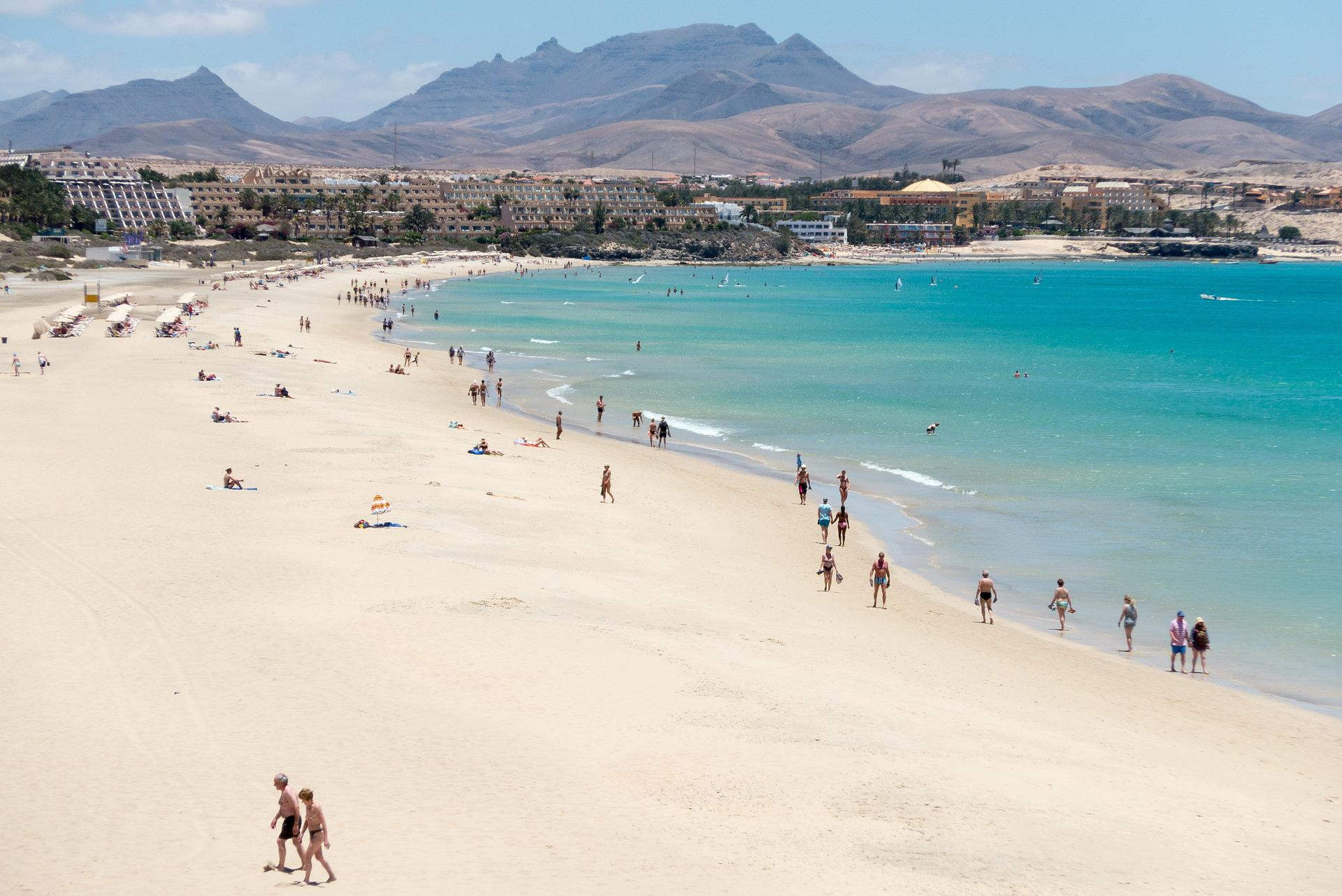 Alquiler de Yates de lujo y Catamaranes privados en Fuerteventura