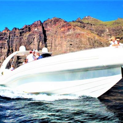 			Opera 60 speed and power boat charter in tenerife - Experimente un lujo sin igual con nuestro alquiler de lanchas a motor semirígidas